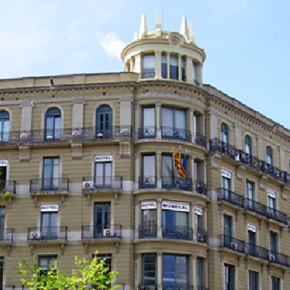 Rehabilitación de fachada edificio en la calle Pelayo