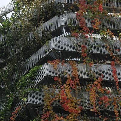 Rehabilitación de pared medianera en la calle Berlín 109, Barcelona.