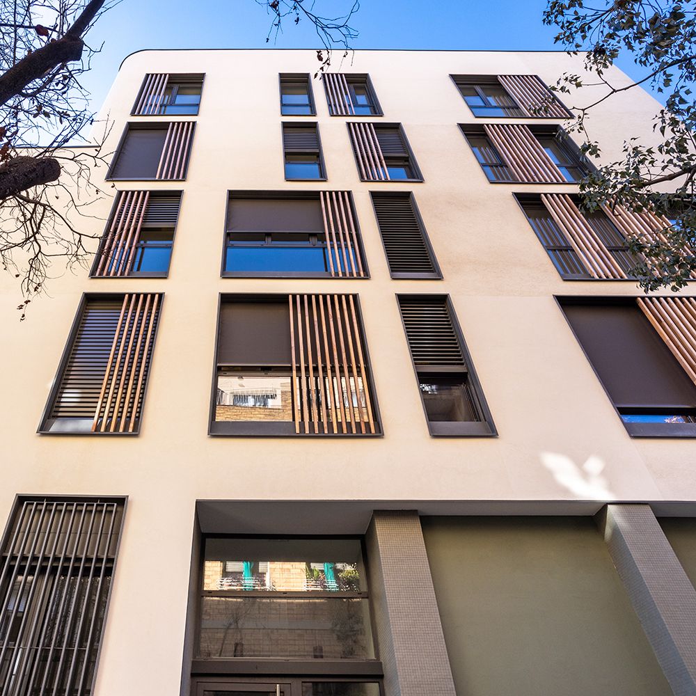 Edificio plurifamiliar en calle Joaquim Valls 45-49