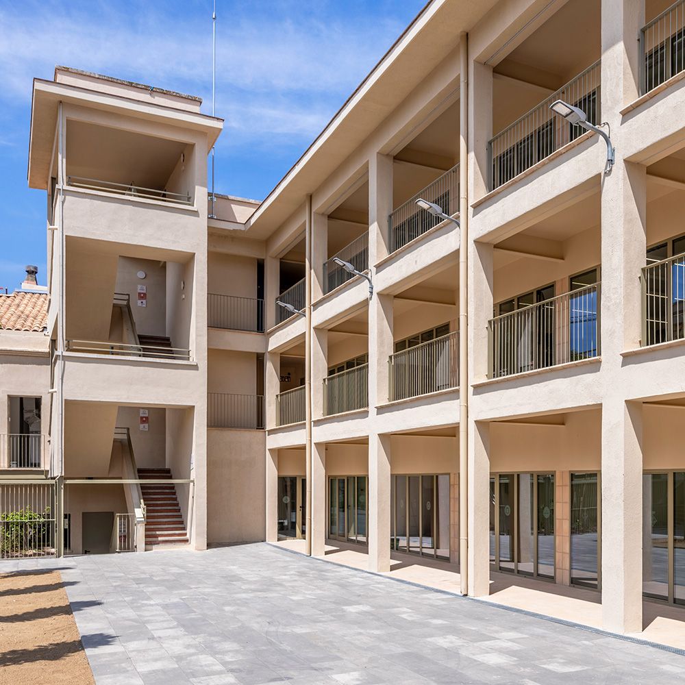 Rehabilitación antigua escuela del Carme, Caldes de Montbui